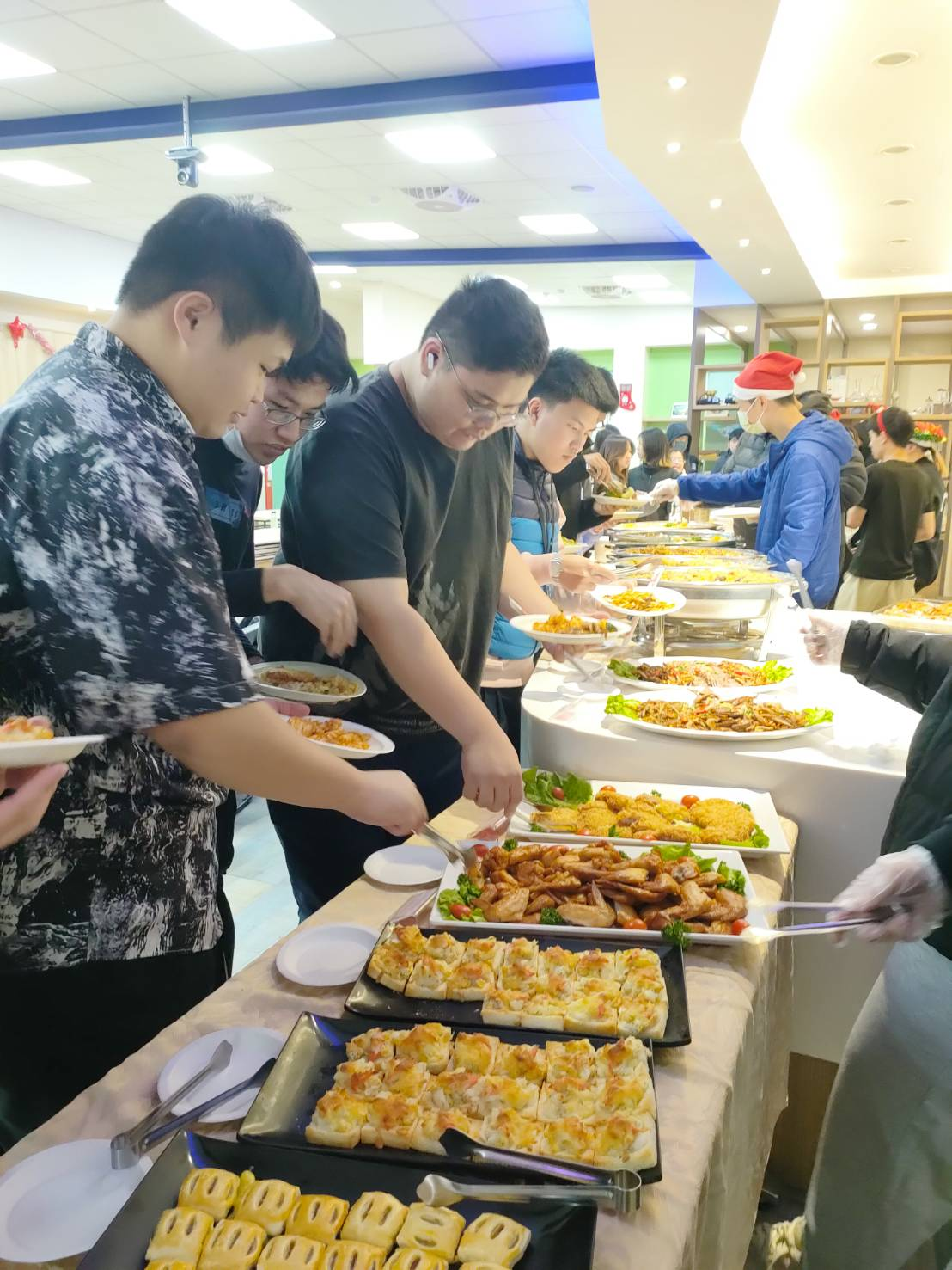 餐管系聖誕活動