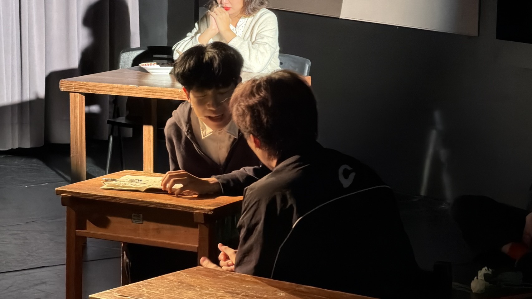 台北海大演藝時尚事業管理系年度班級展演《他在星期一死去》