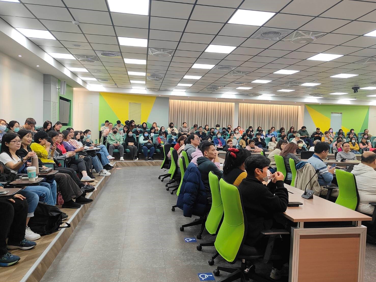 講座現場座無虛席