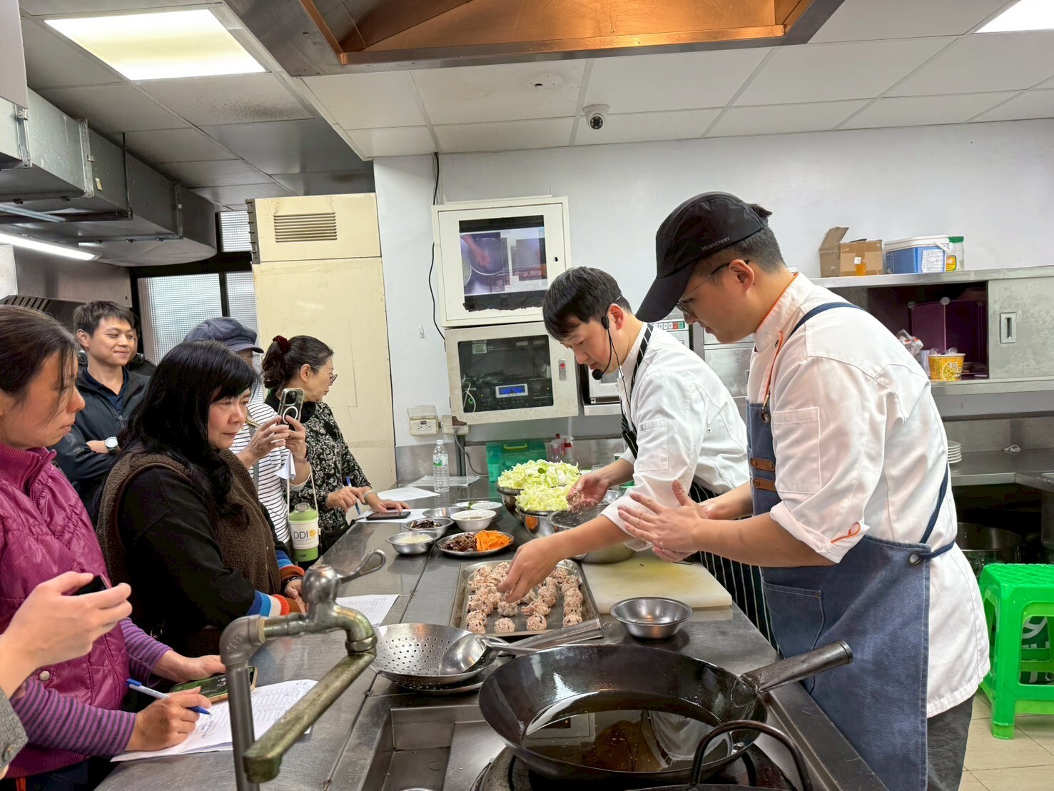 藥膳佛跳牆遇上USR