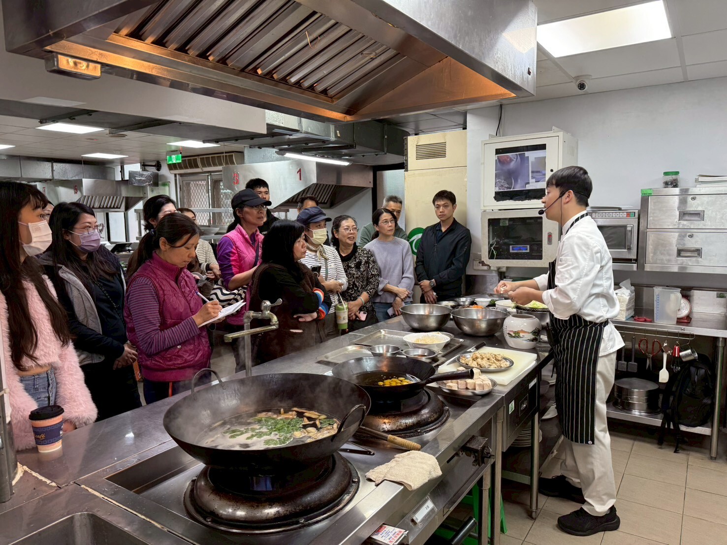 藥膳佛跳牆遇上USR