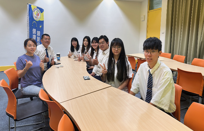 南山人壽進行銀髮系同學面試甄選作業