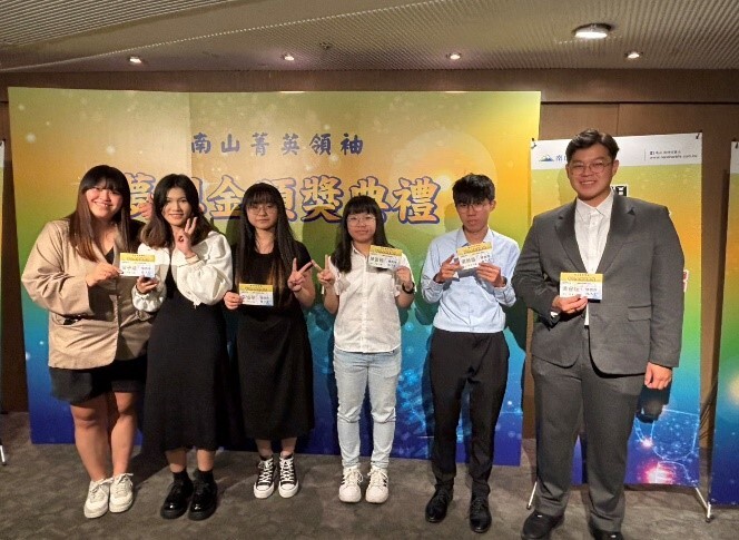 銀髮系六位同學發表感言