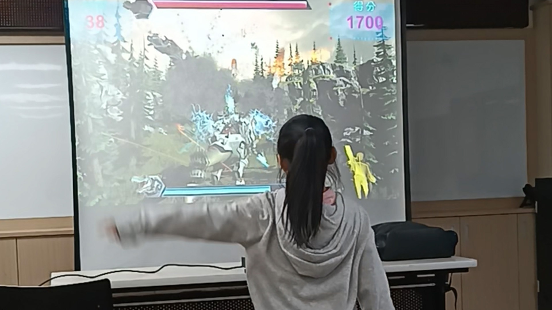 東新國小展演拍攝紀錄。 直覺式體感設計，容易上手，挑戰魔王。