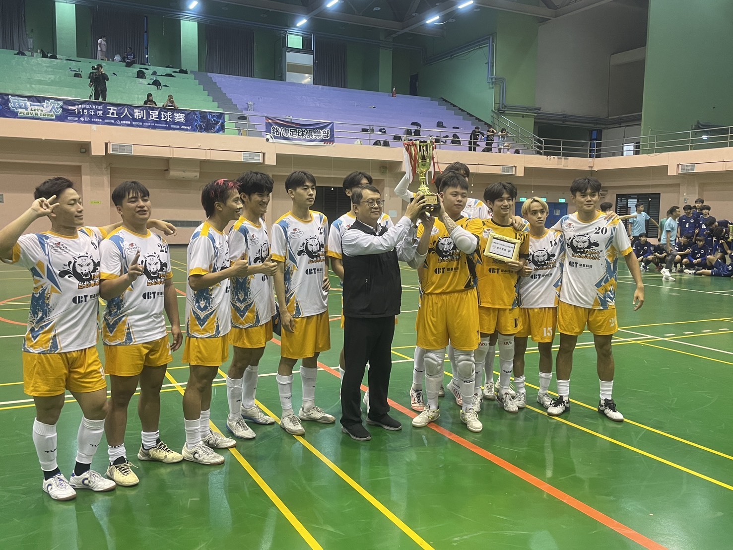 八年磨一劍! 本校五人制足球隊首獲大專五人制足球錦標賽公開組冠軍