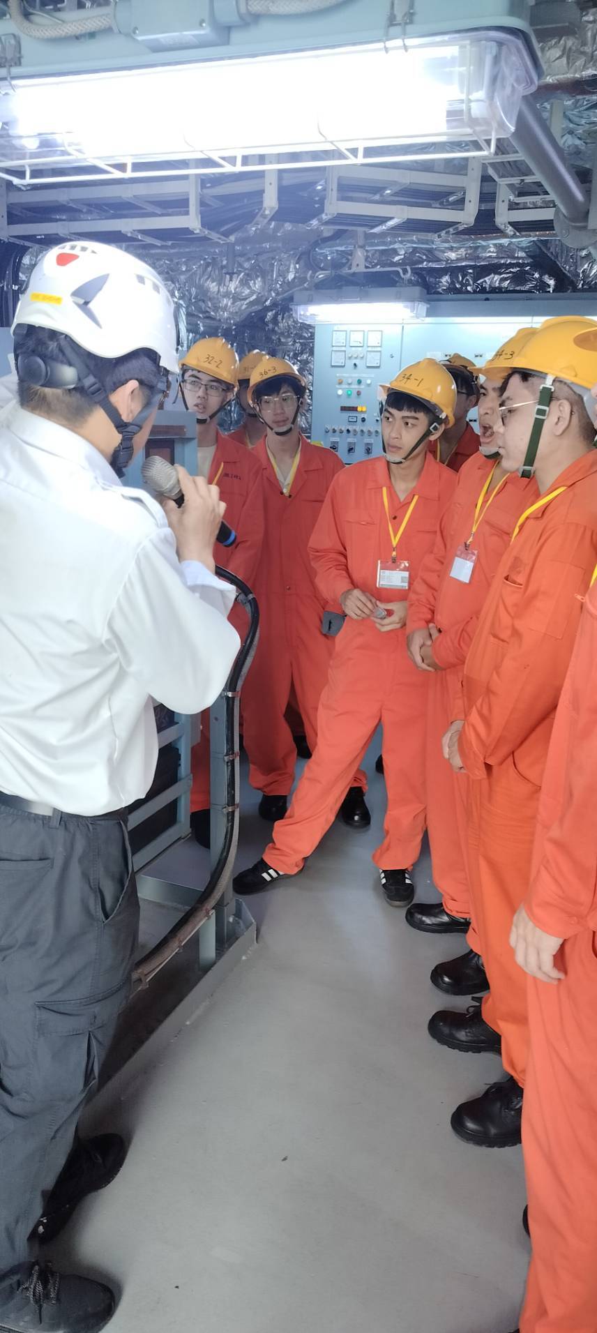 輪機御風號