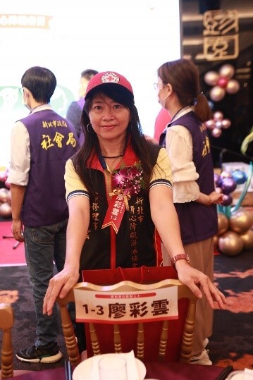 廖彩雲同學
