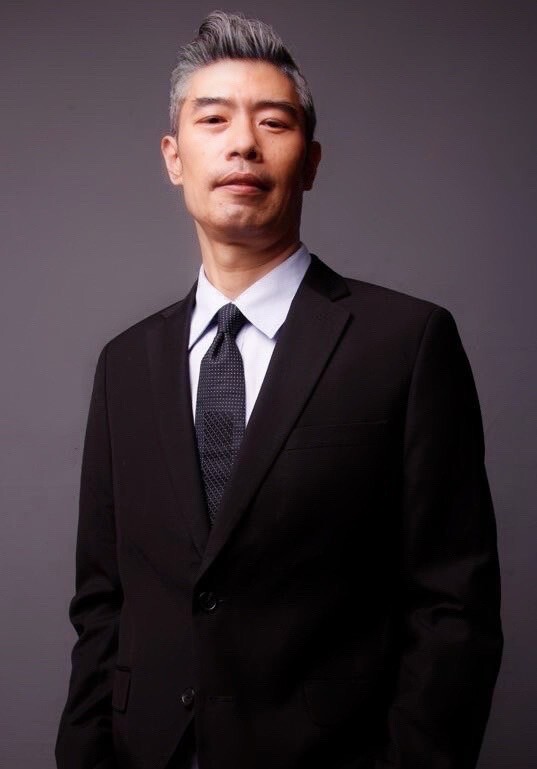 本校餐管系駱俊賢教授