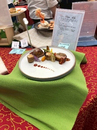 鴨胸為創新料理「鴨肉交響曲」