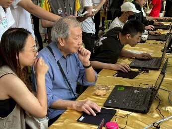 銀髮遨遊 跨域整合 樂齡數遊 創新無窮