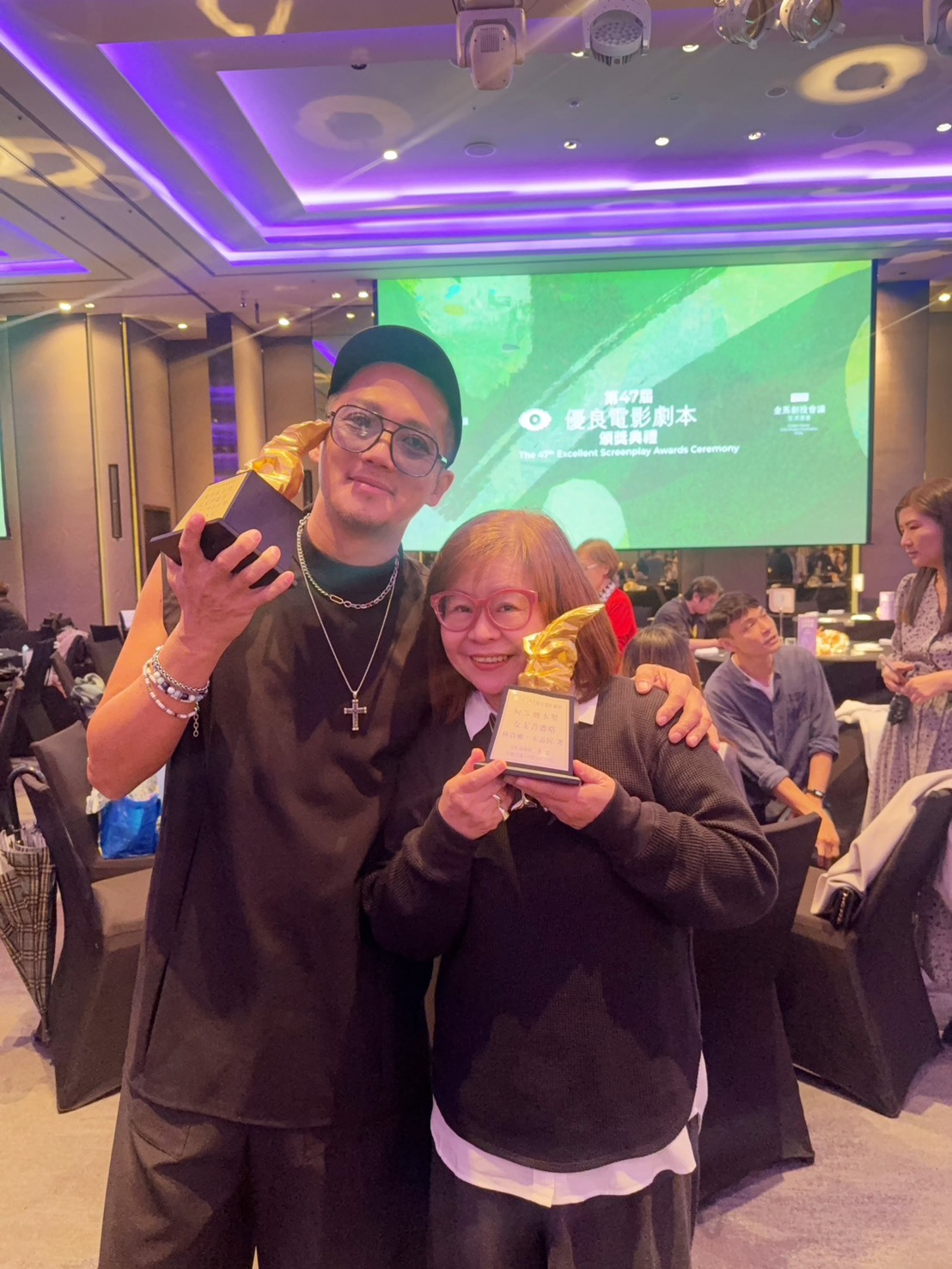 宋志民與文化部金穗獎優良劇本優等獎合影